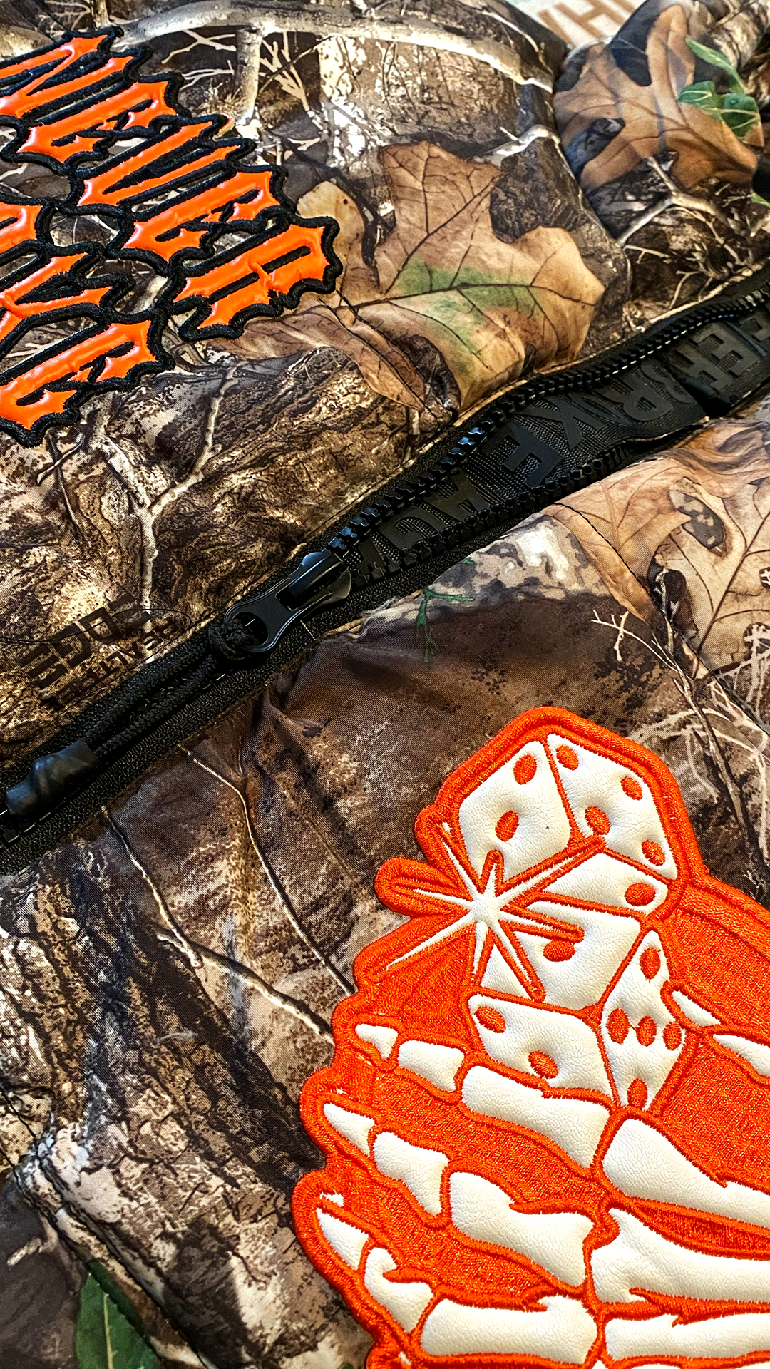 CAMO HUNTER PUFFER JACKET
