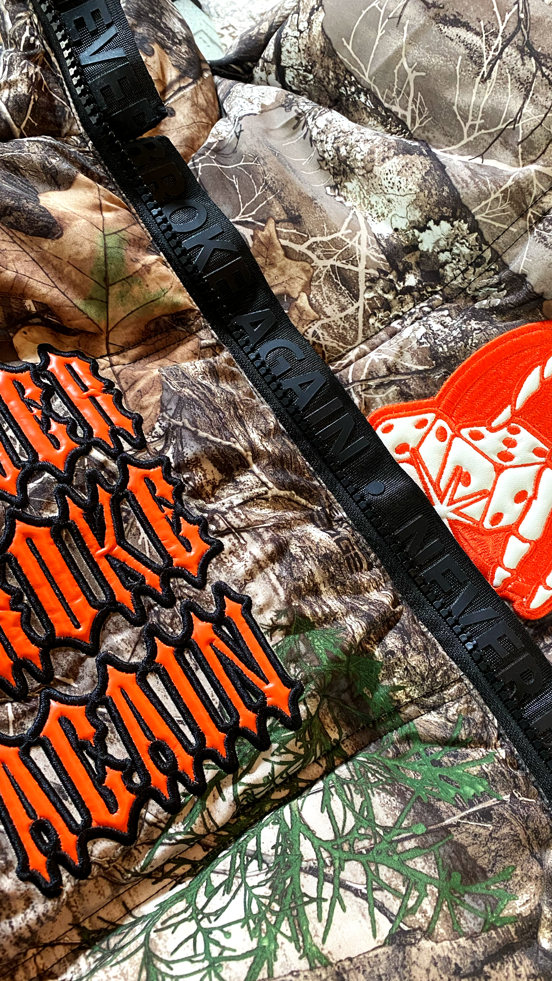 CAMO HUNTER PUFFER JACKET